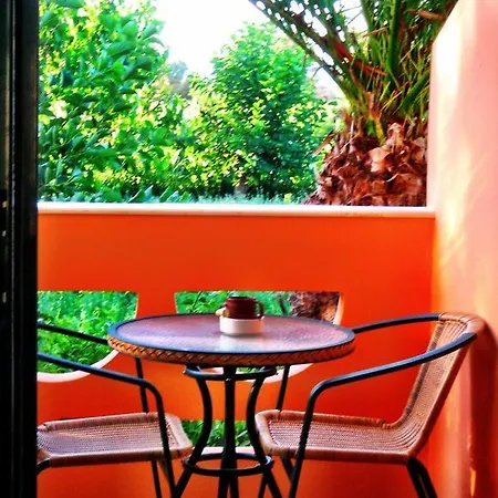 Apartament Chrissas *